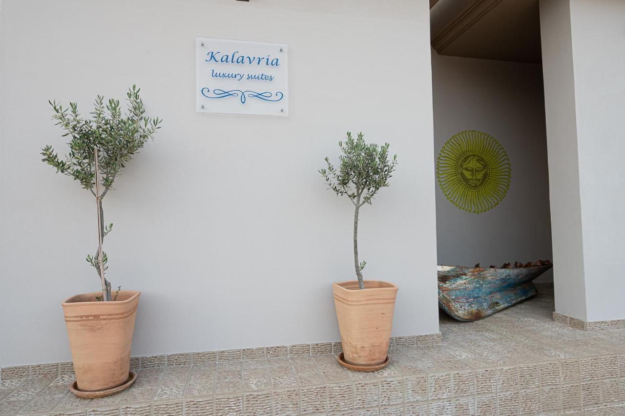 Kalavria Luxury Suites - Magnificent Sea View Of Poros Poros Town Exteriör bild